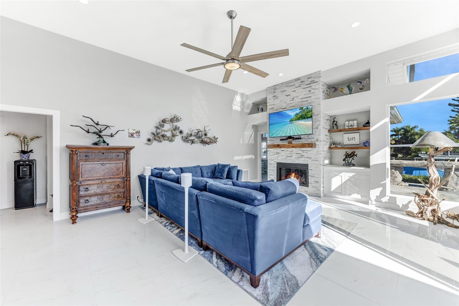 Image 20 of 73 For 1307 Alhambra Drive