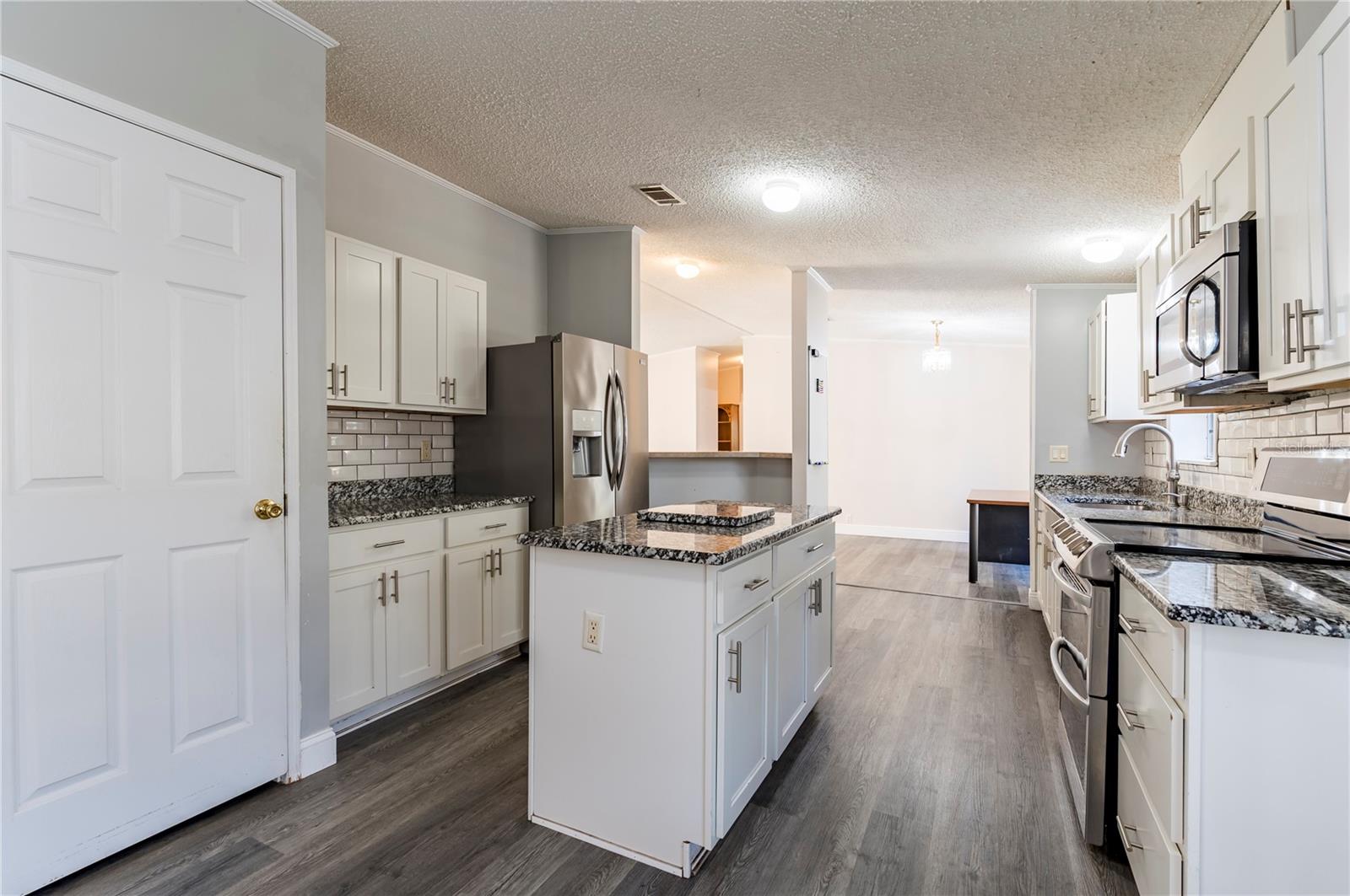 Image 15 of 43 For 16314 Tiger Trail