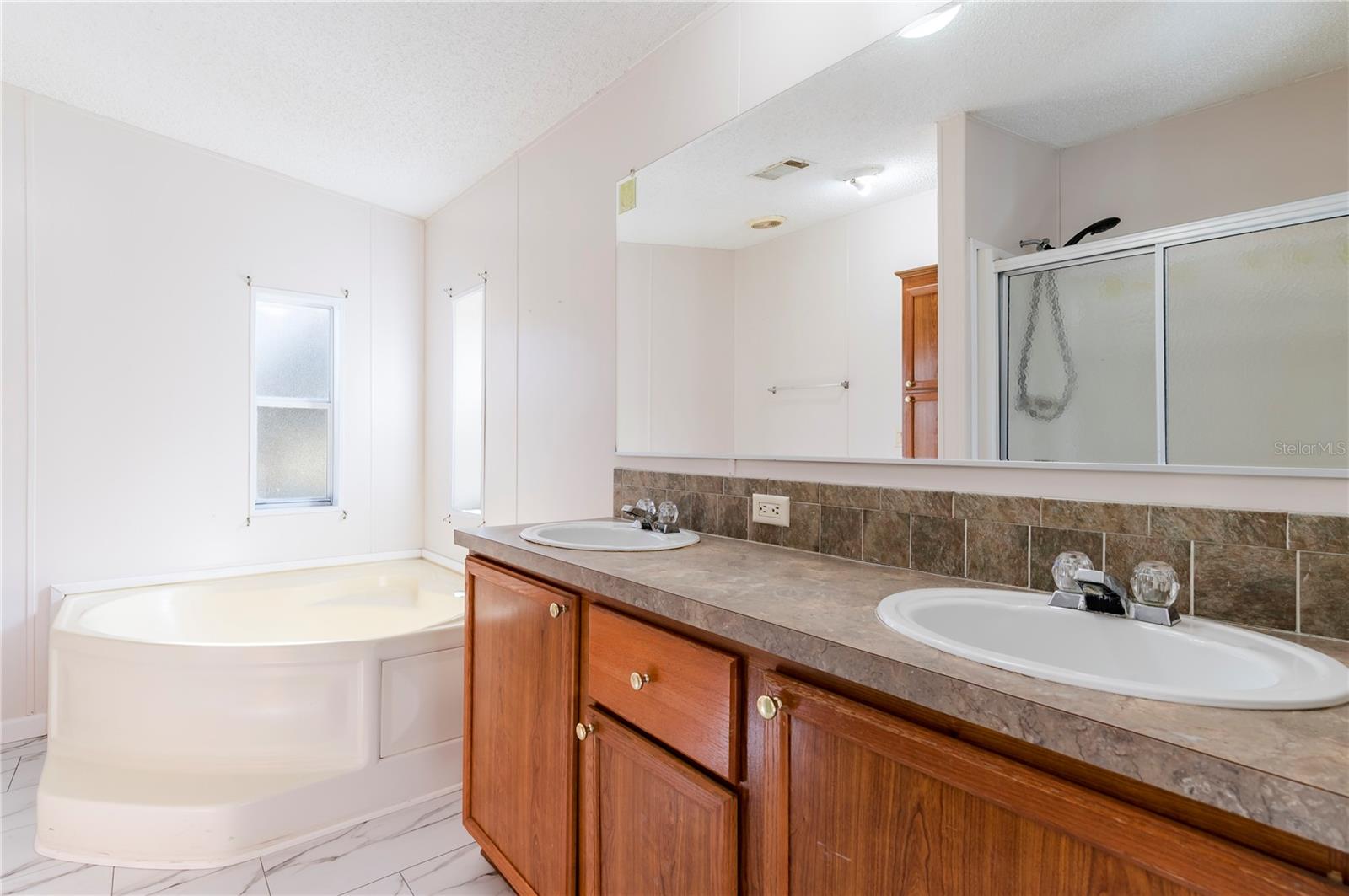 Image 27 of 43 For 16314 Tiger Trail