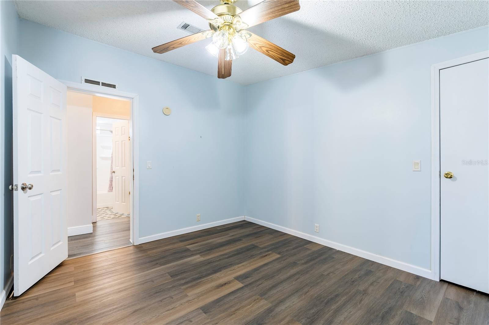 Image 32 of 43 For 16314 Tiger Trail