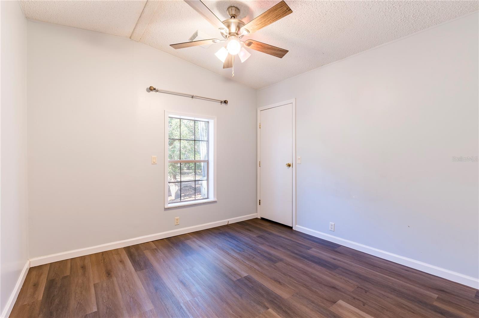 Image 36 of 43 For 16314 Tiger Trail