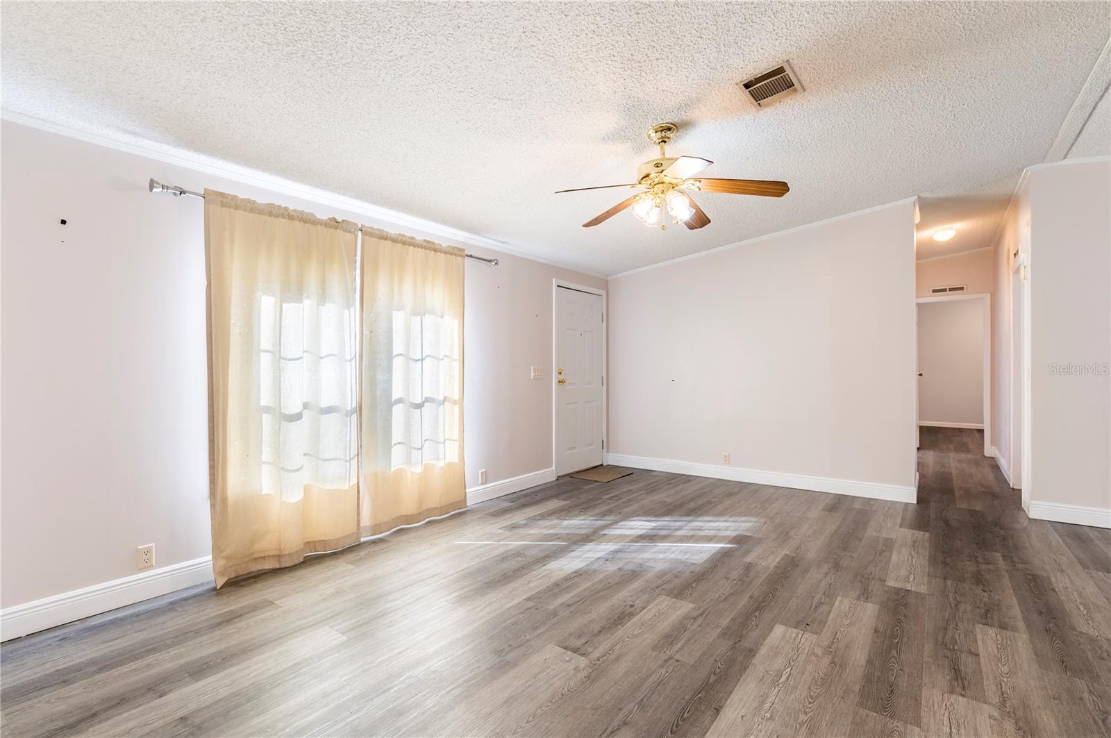 Image 8 of 43 For 16314 Tiger Trail