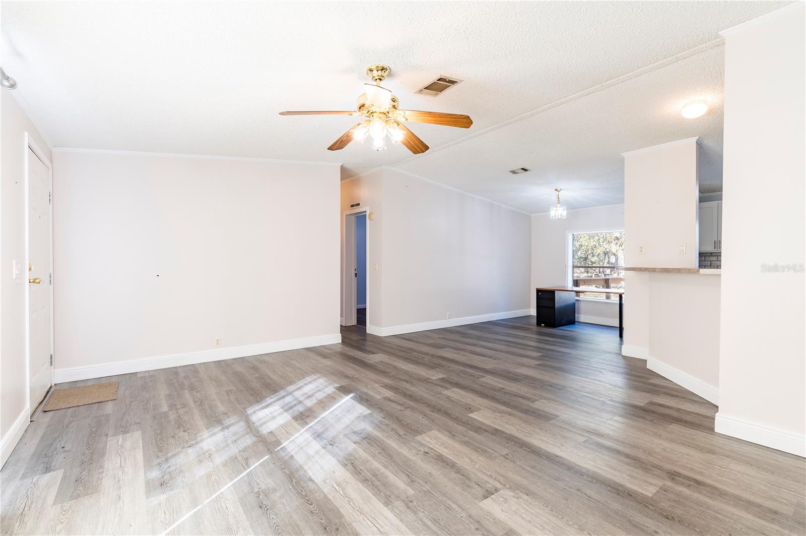 Image 9 of 43 For 16314 Tiger Trail