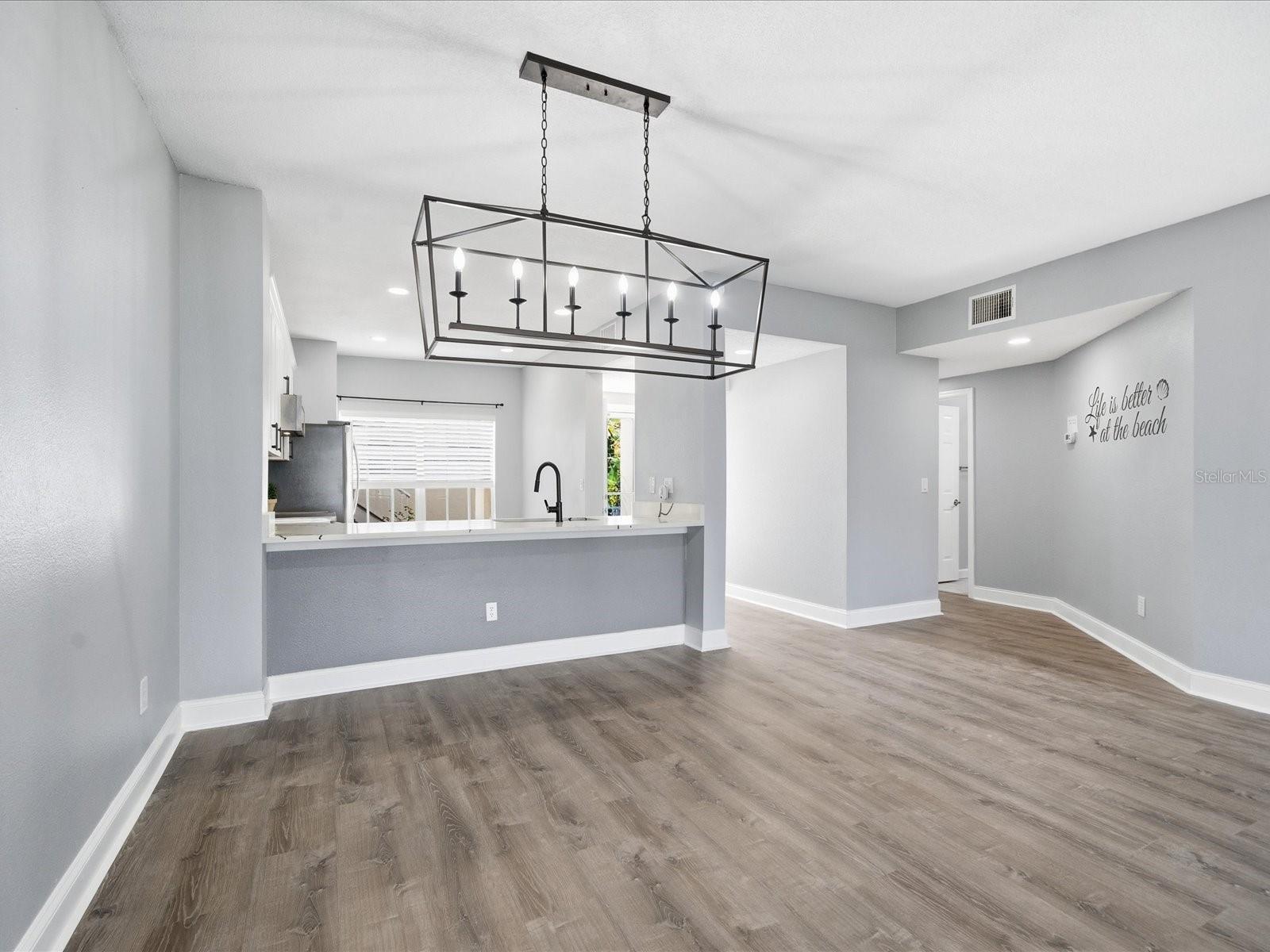 Image 21 of 52 For 11510 Shipwatch Drive 1372