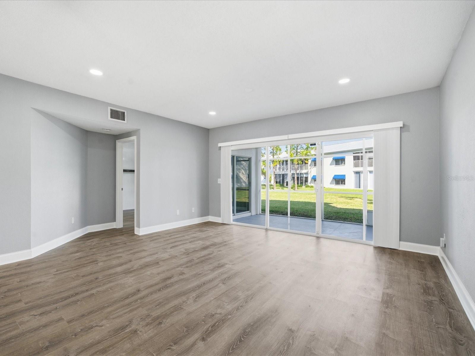 Image 26 of 52 For 11510 Shipwatch Drive 1372