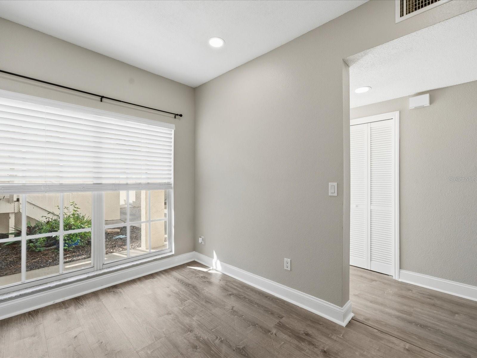 Image 31 of 52 For 11510 Shipwatch Drive 1372