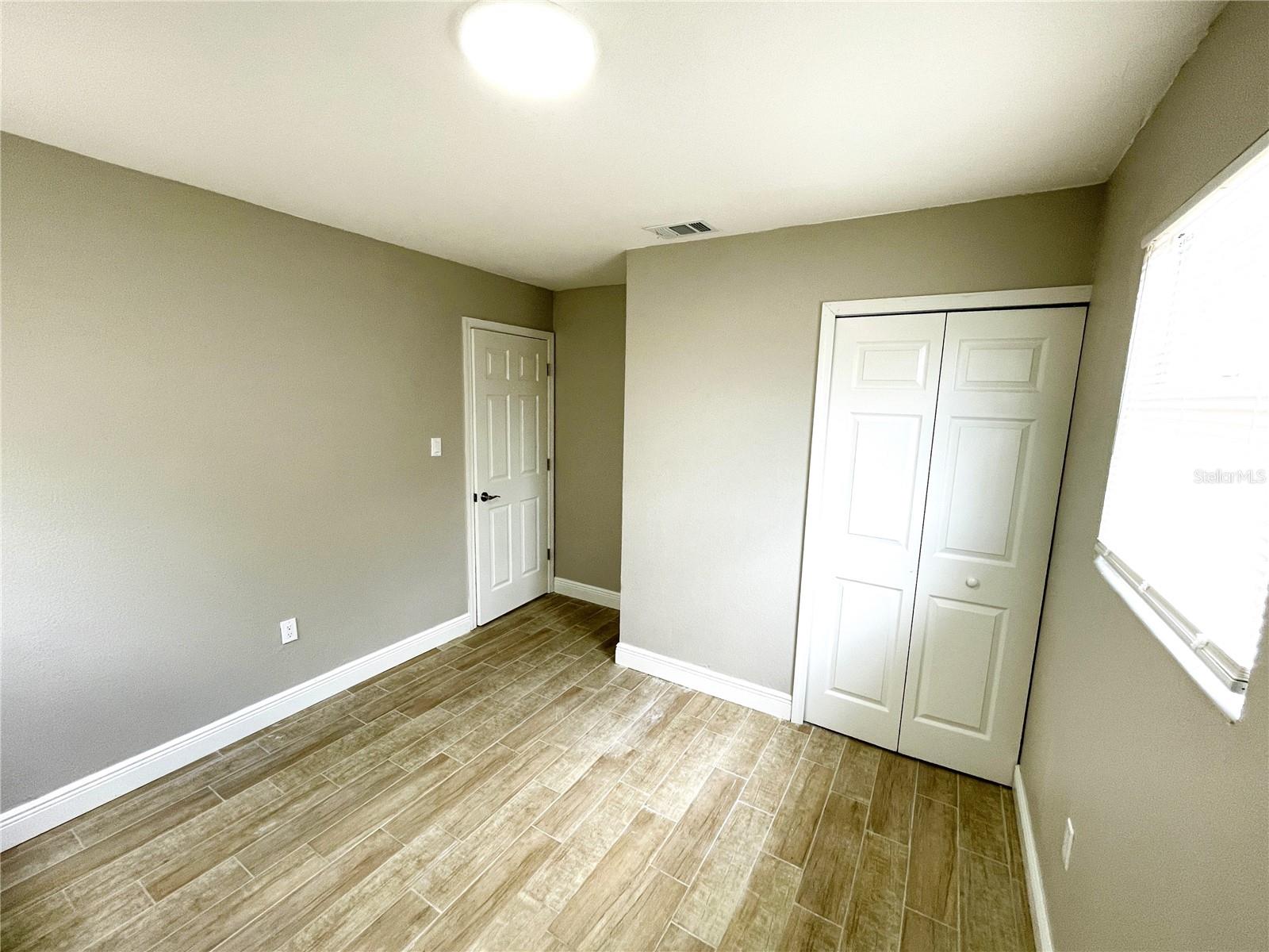 Image 13 of 23 For 8310 Croton Avenue