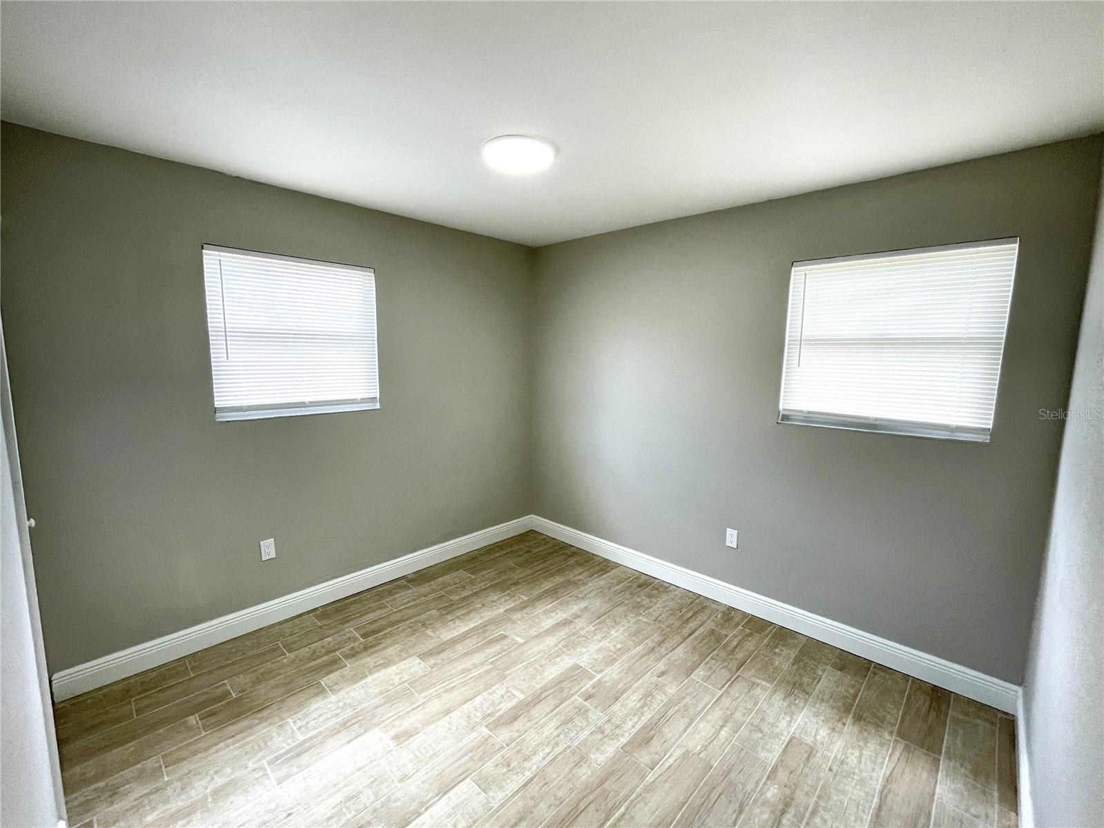 Image 14 of 23 For 8310 Croton Avenue