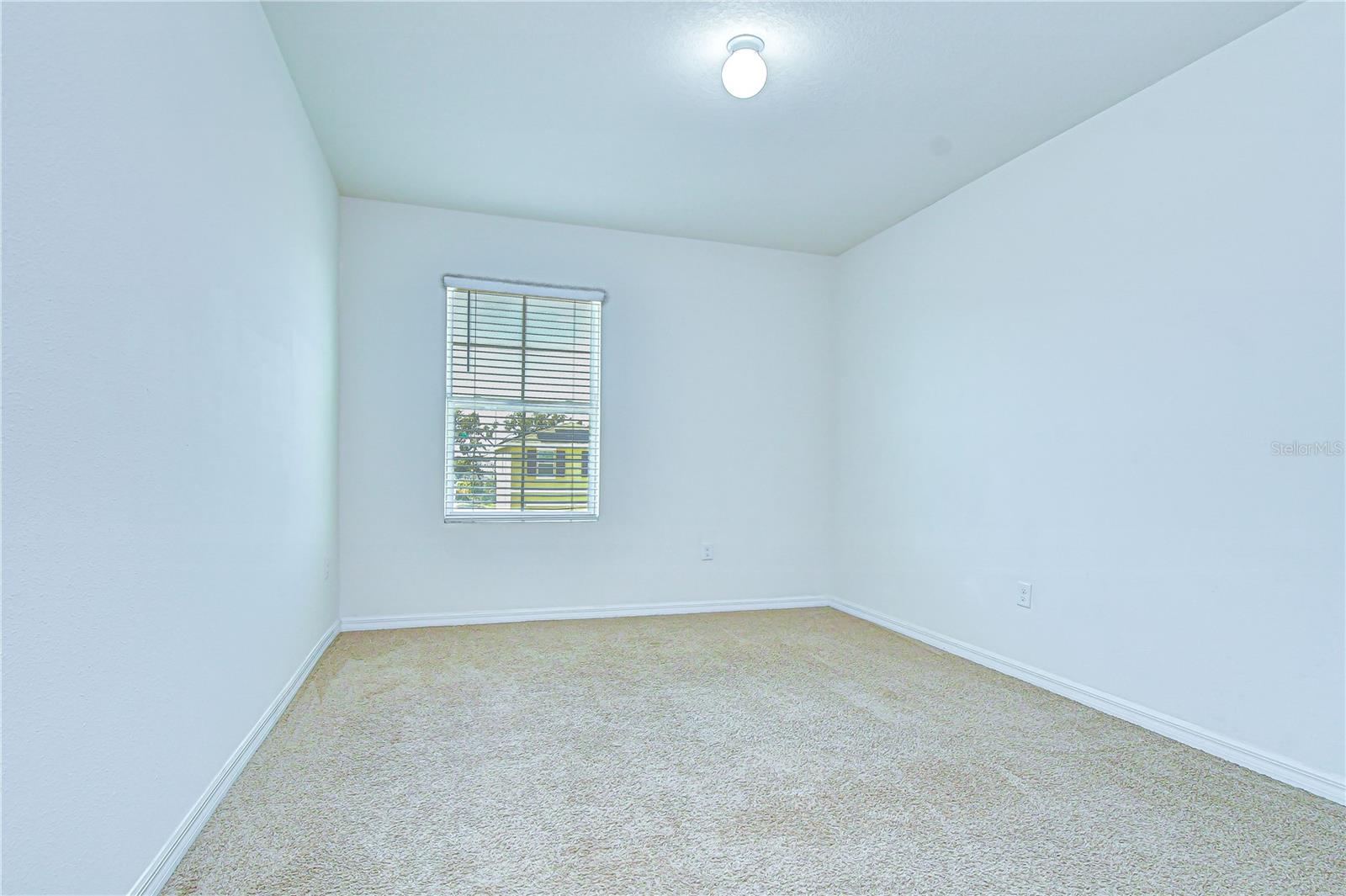 Image 34 of 77 For 11019 Leland Groves Dr