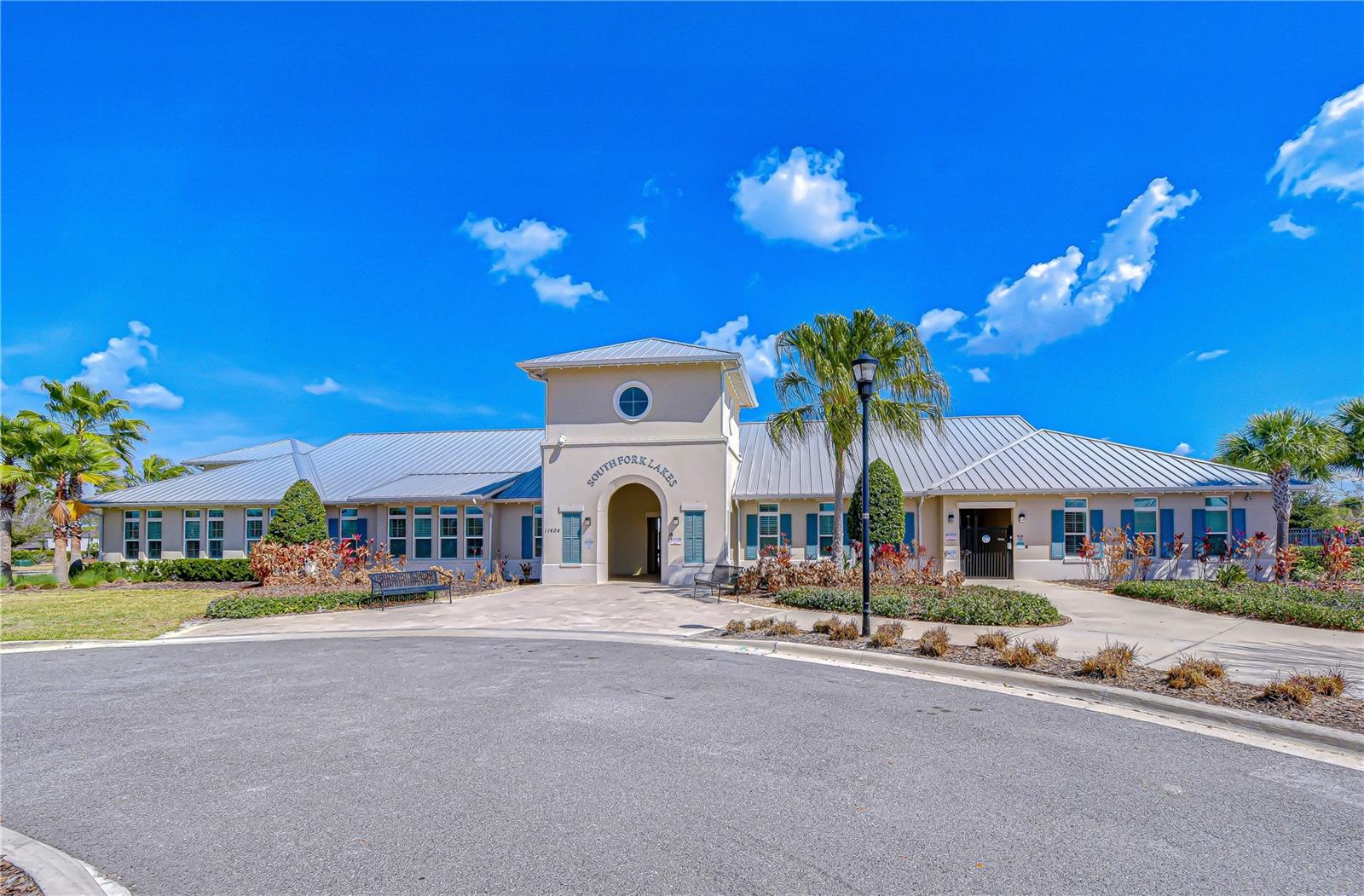 Image 62 of 77 For 11019 Leland Groves Dr