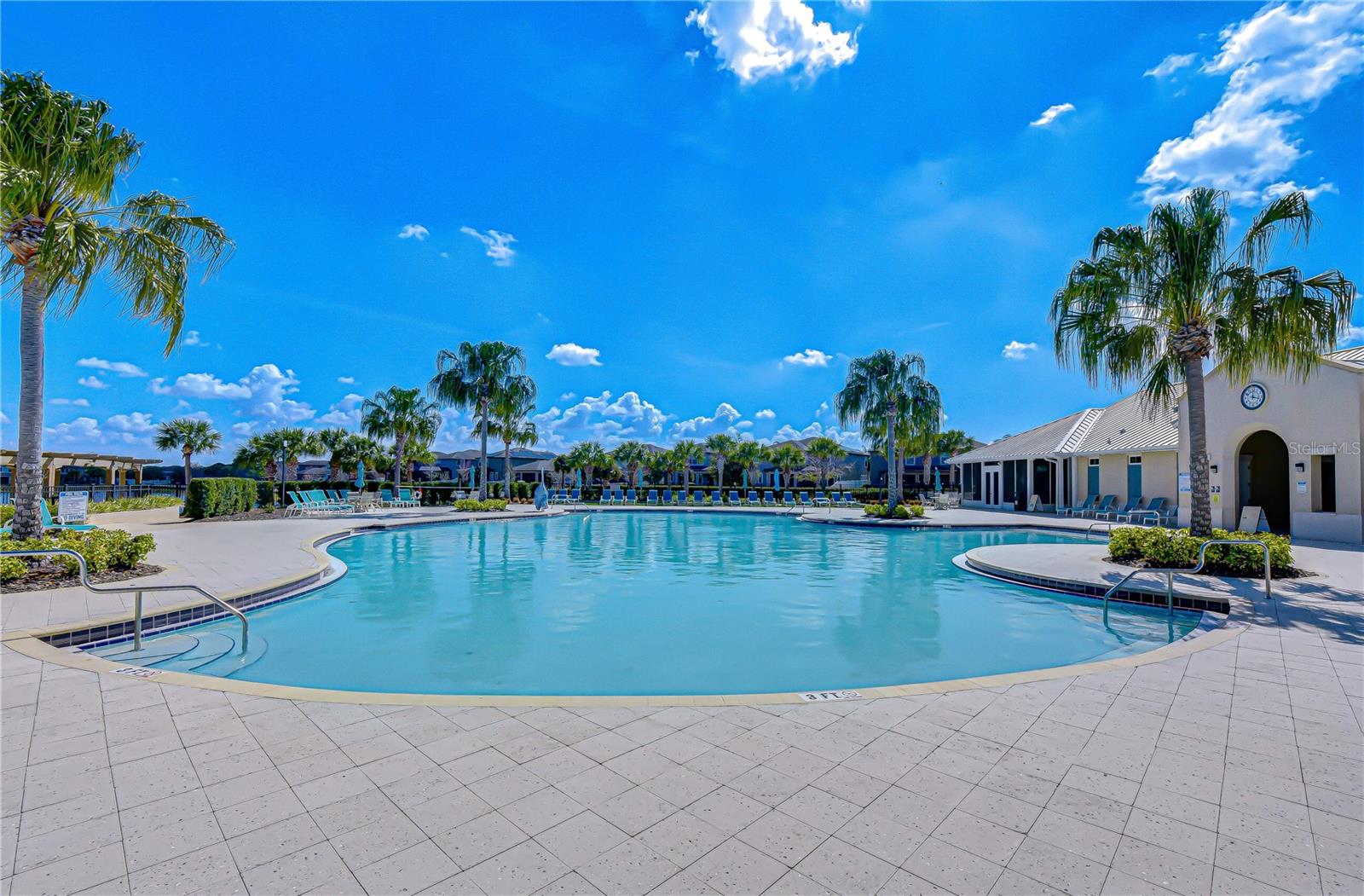 Image 63 of 77 For 11019 Leland Groves Dr