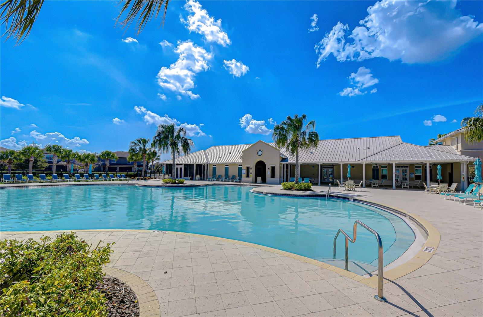 Image 64 of 77 For 11019 Leland Groves Dr