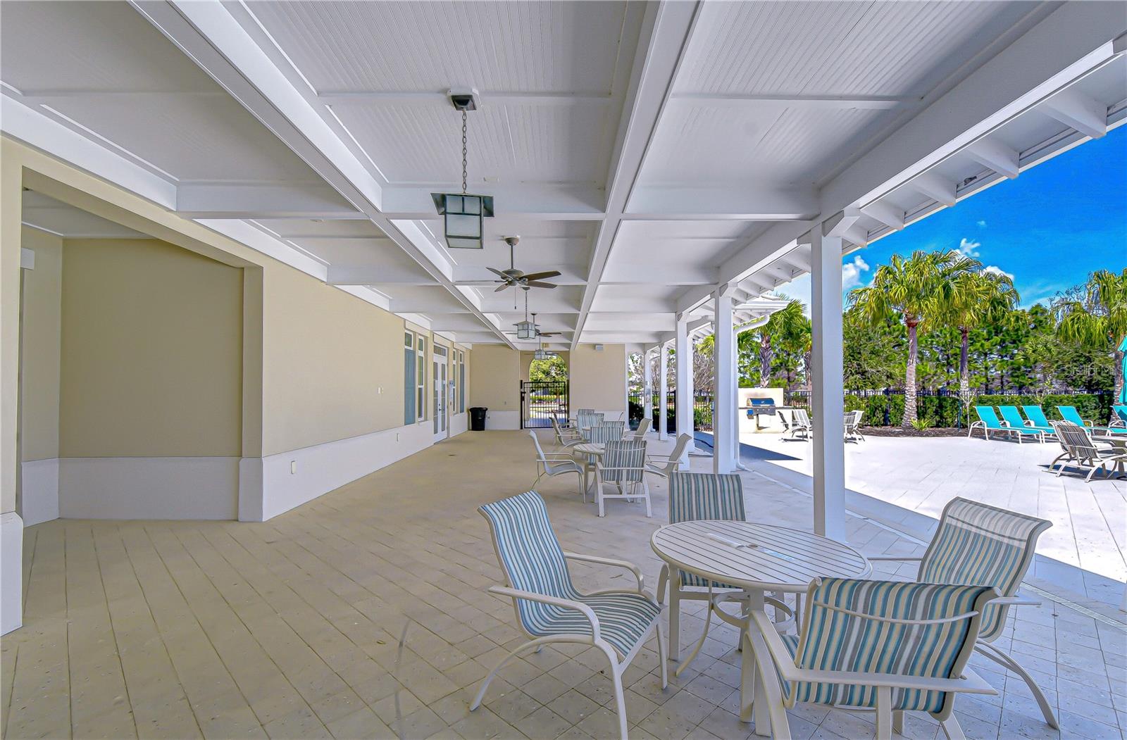 Image 66 of 77 For 11019 Leland Groves Dr