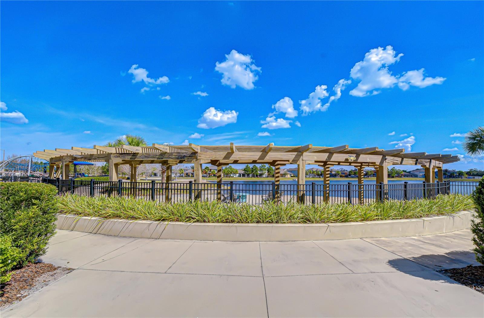 Image 67 of 77 For 11019 Leland Groves Dr