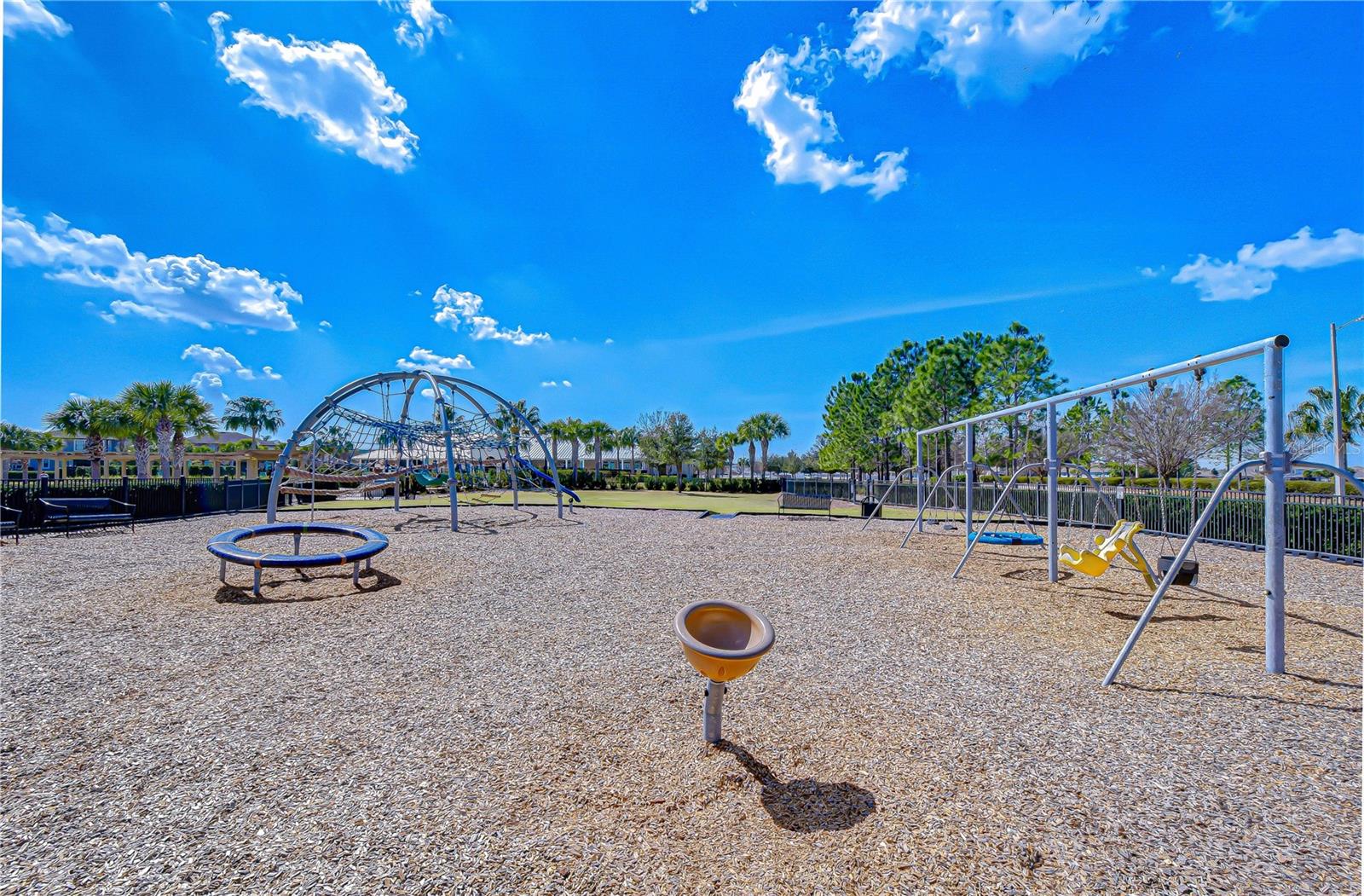 Image 75 of 77 For 11019 Leland Groves Dr