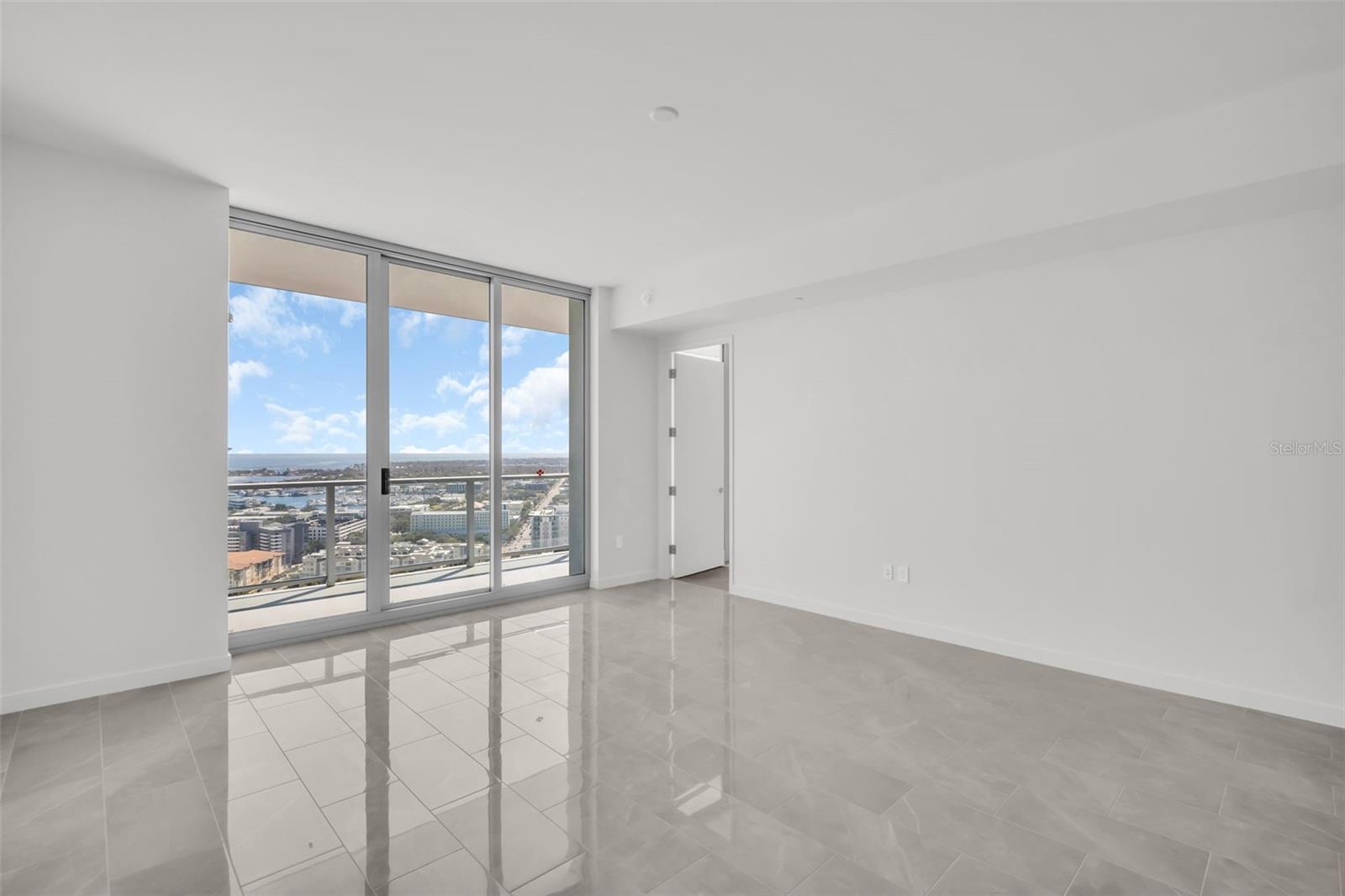 Image 10 of 70 For 400 Central Avenue 2605