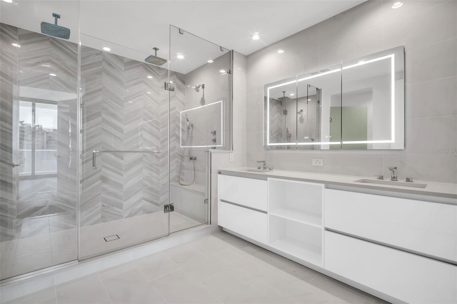 Image 25 of 70 For 400 Central Avenue 2605