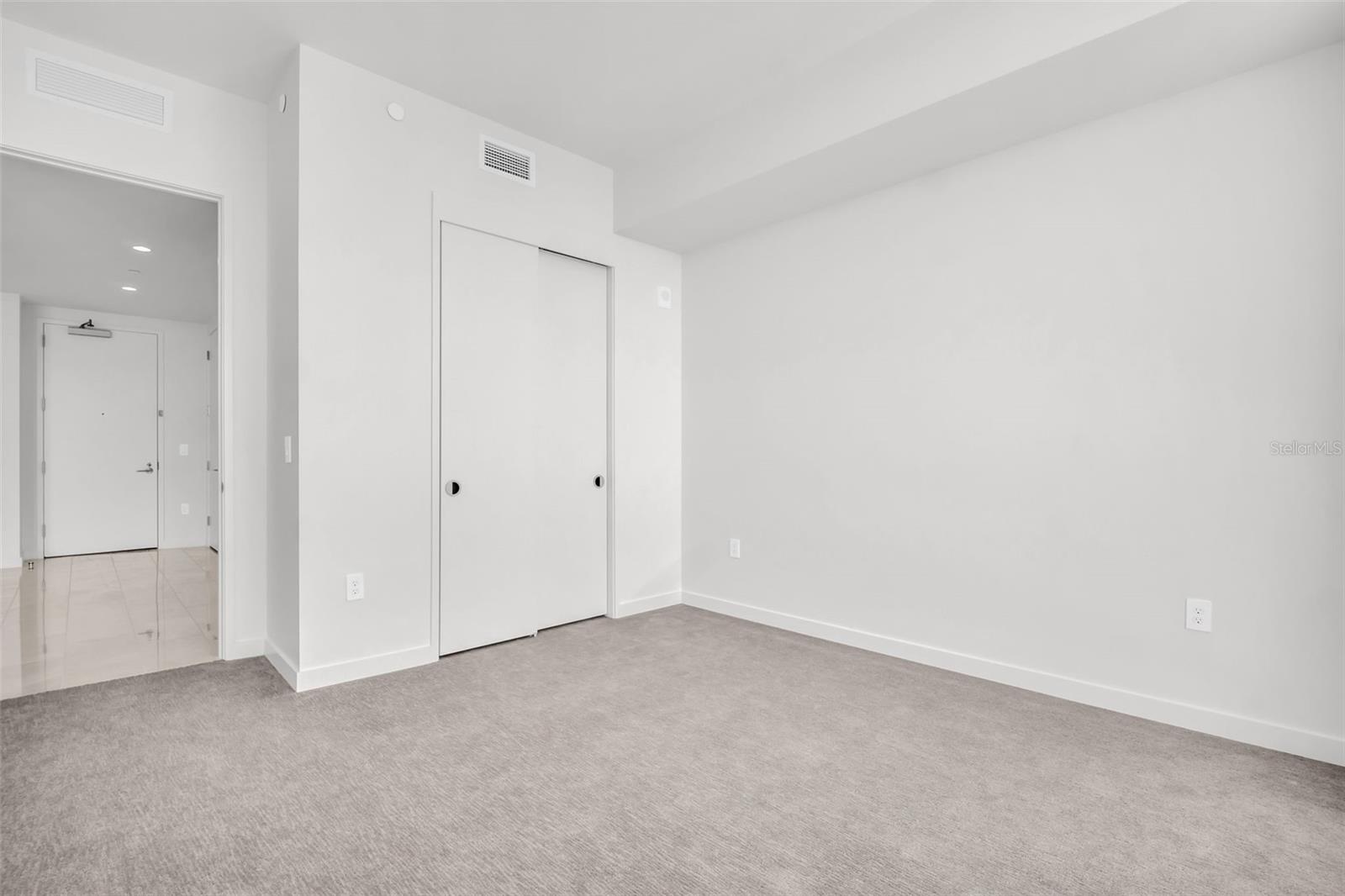 Image 41 of 70 For 400 Central Avenue 2605