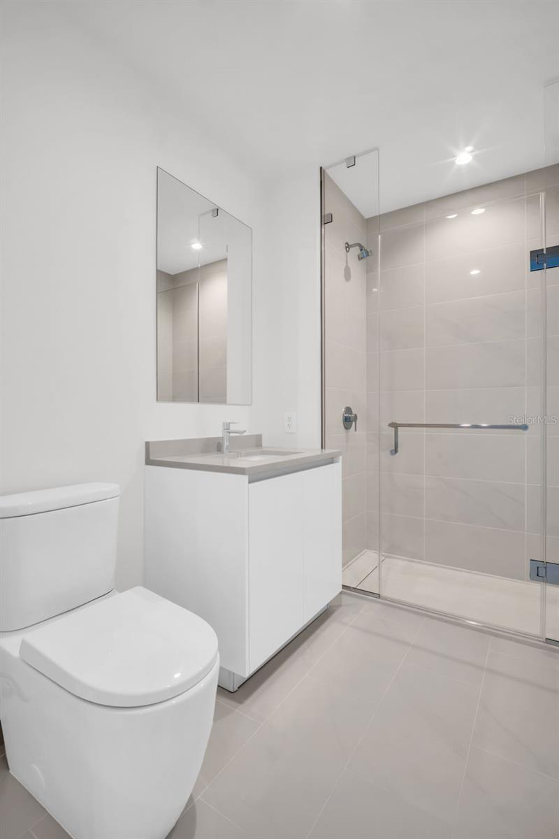 Image 43 of 70 For 400 Central Avenue 2605