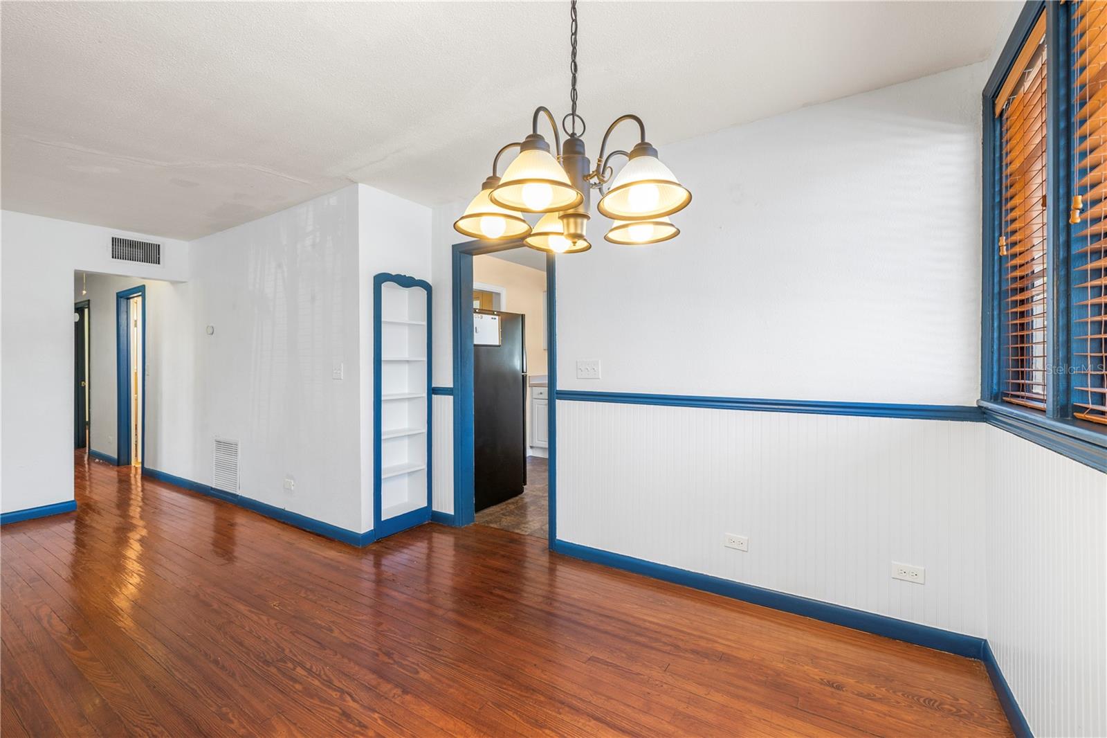 Image 6 of 62 For 7002 53rd Street N