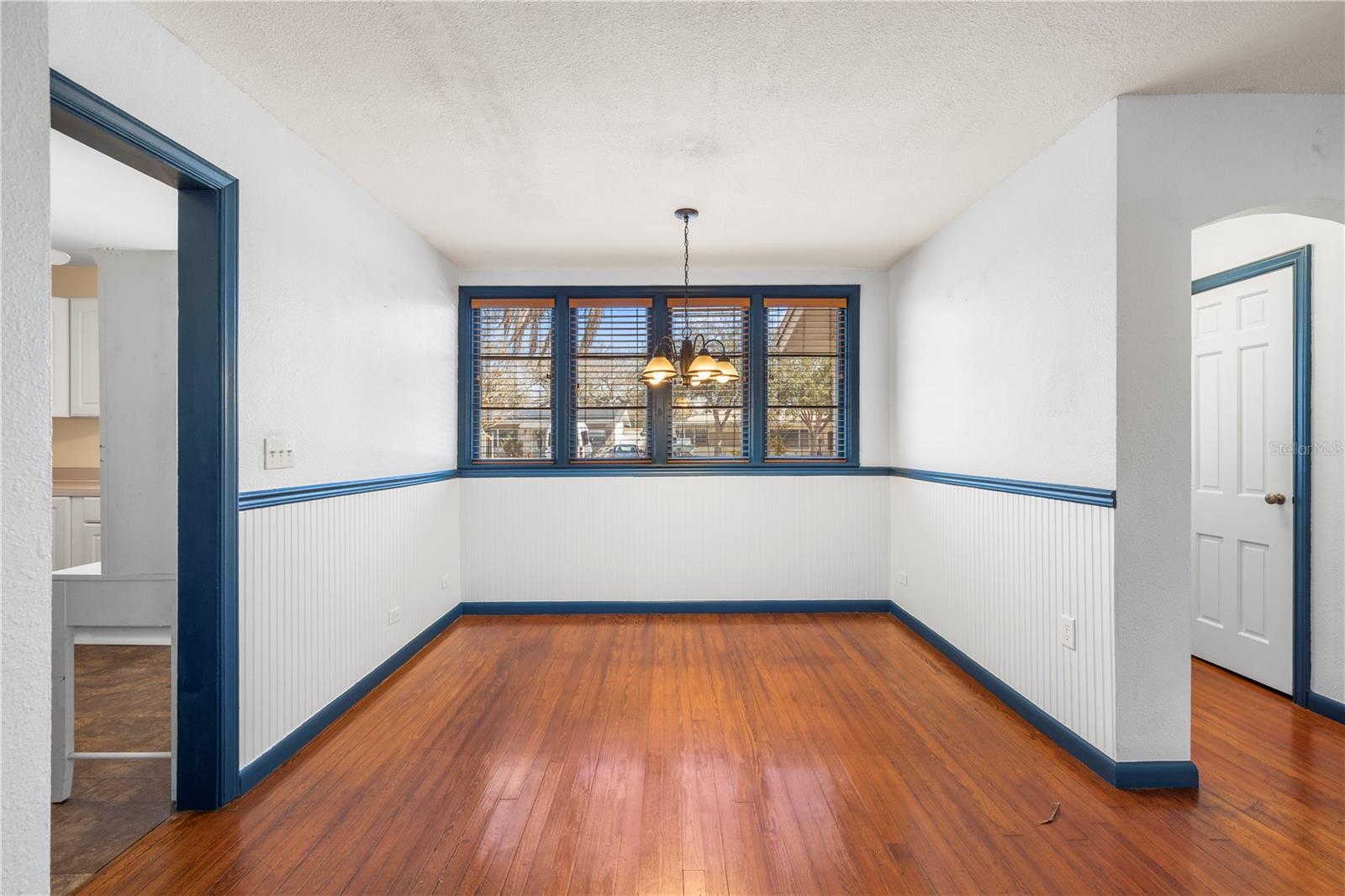 Image 7 of 62 For 7002 53rd Street N