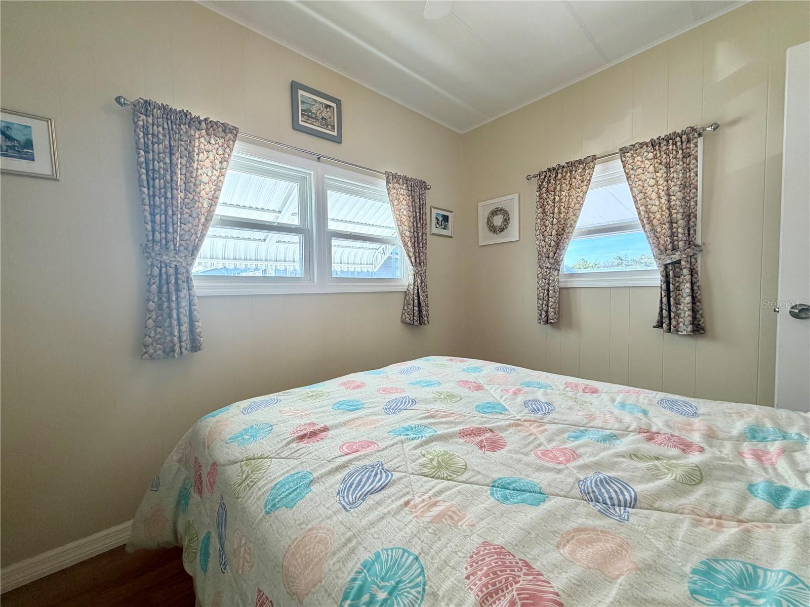 Image 14 of 29 For 9790 66th Street N 466