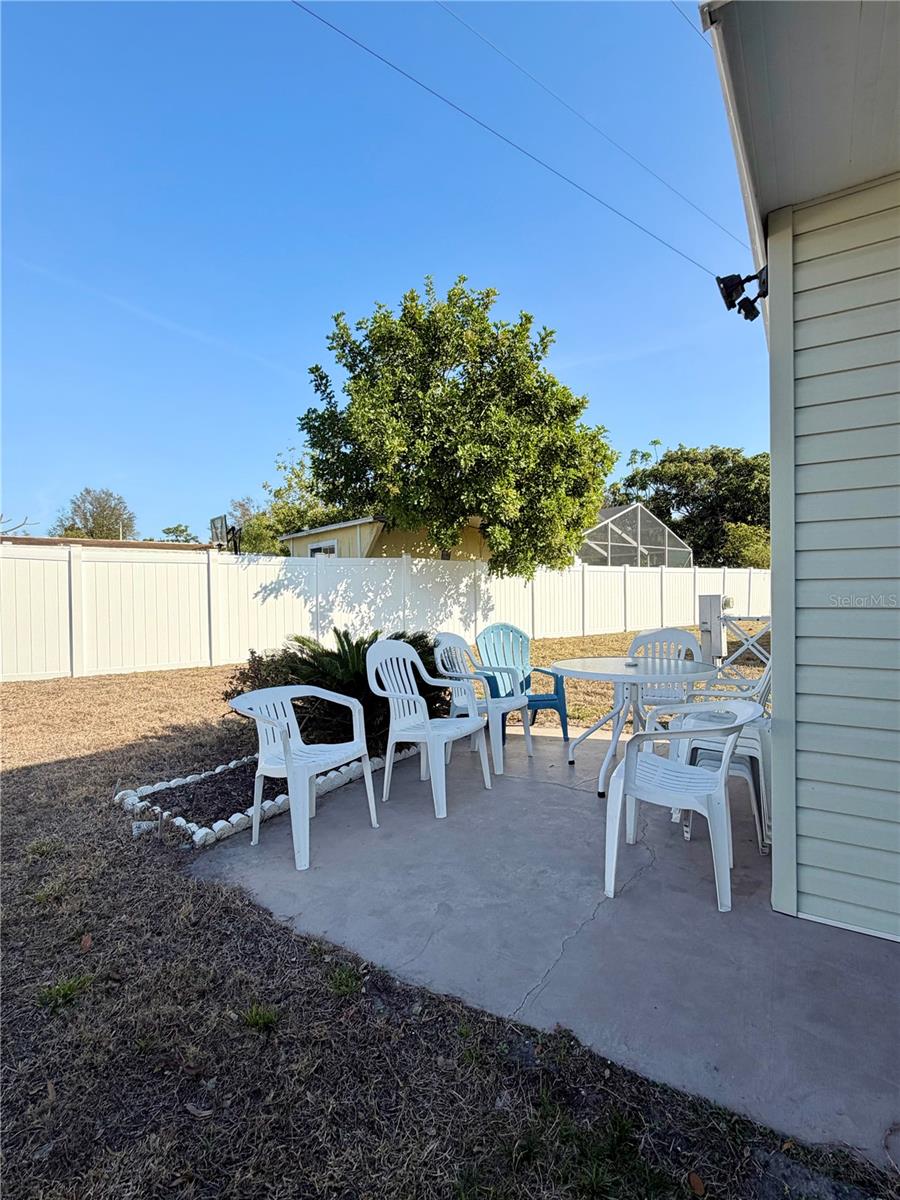 Image 20 of 29 For 9790 66th Street N 466