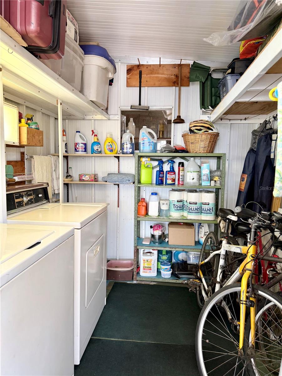 Image 23 of 29 For 9790 66th Street N 466