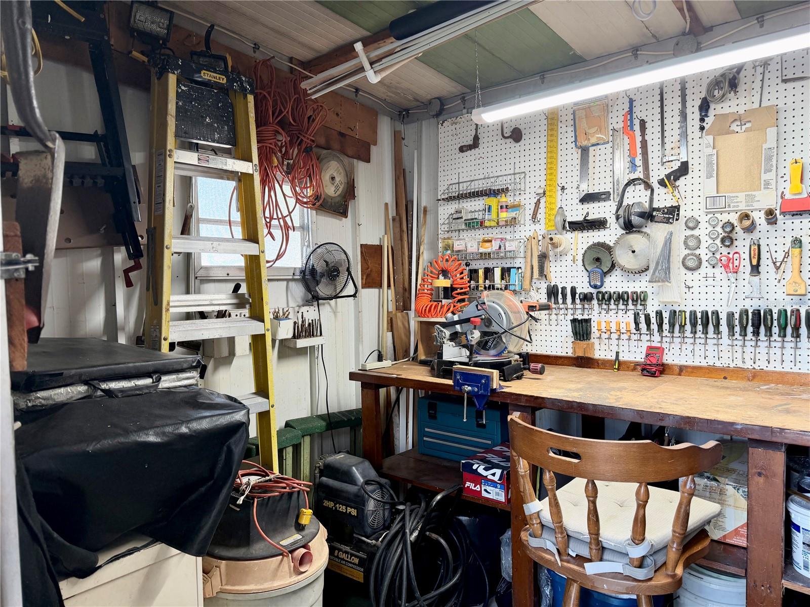 Image 26 of 29 For 9790 66th Street N 466