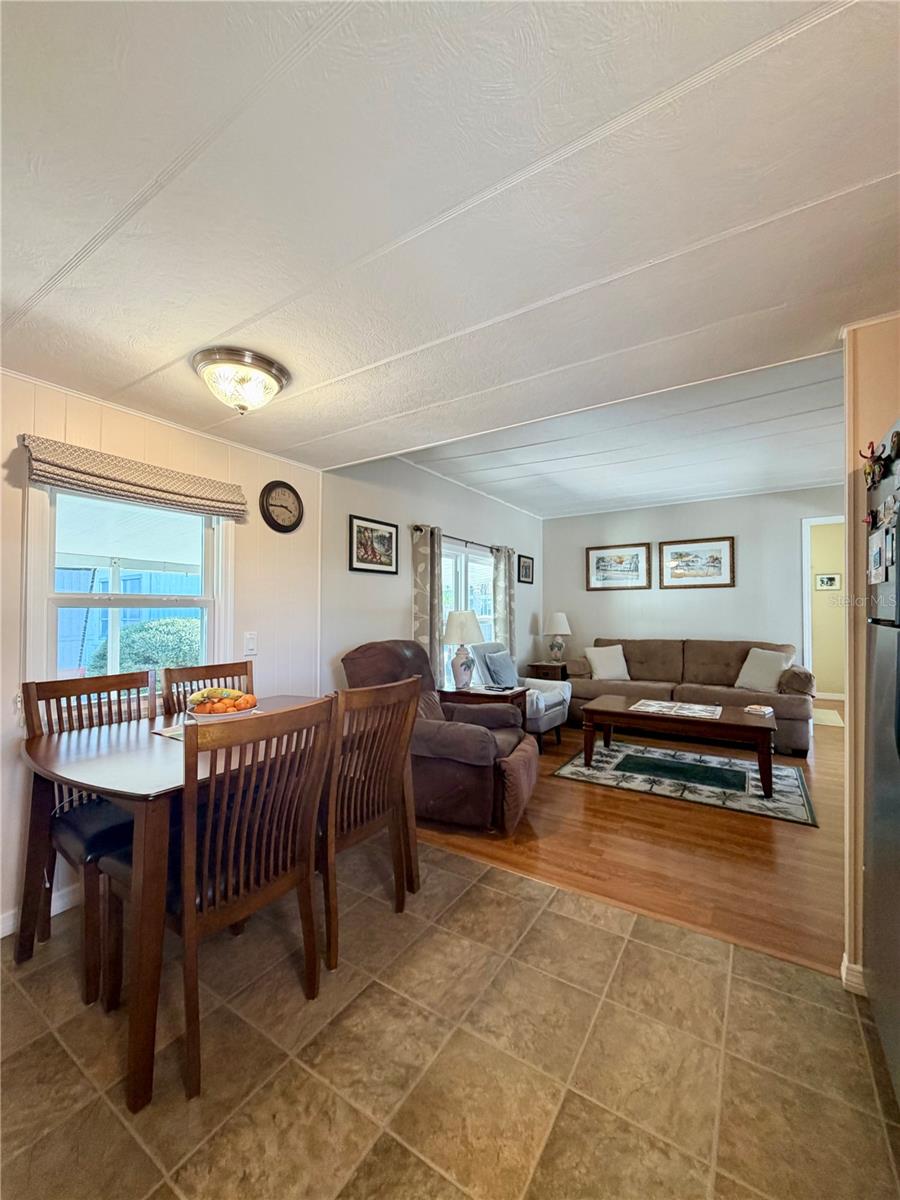 Image 4 of 29 For 9790 66th Street N 466