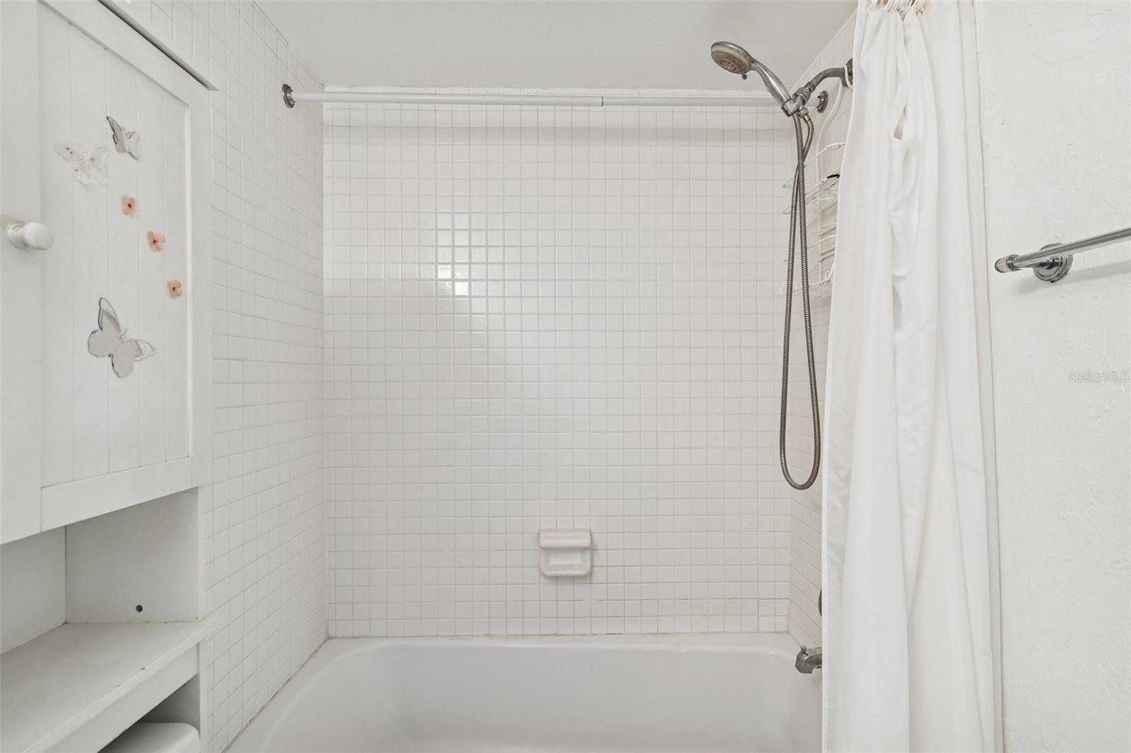 Image 24 of 36 For 850 Village Lake Ter N  106