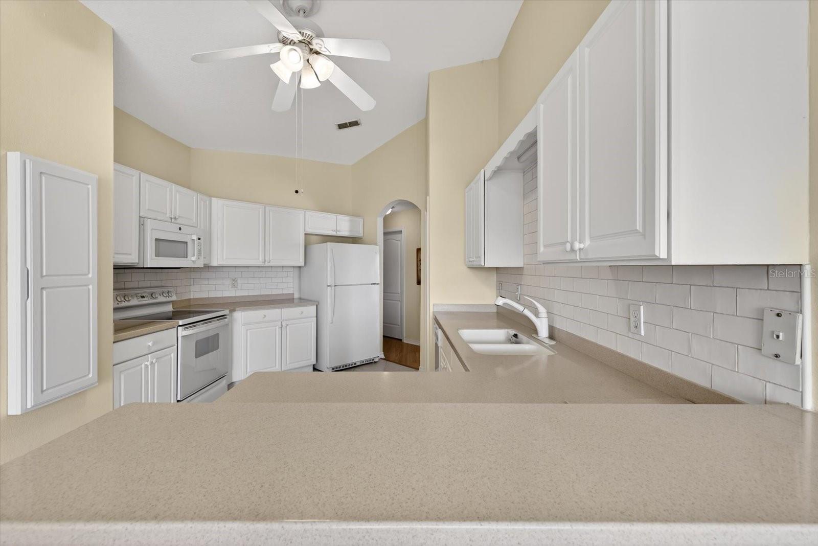 Image 11 of 49 For 10824 Collar Dr