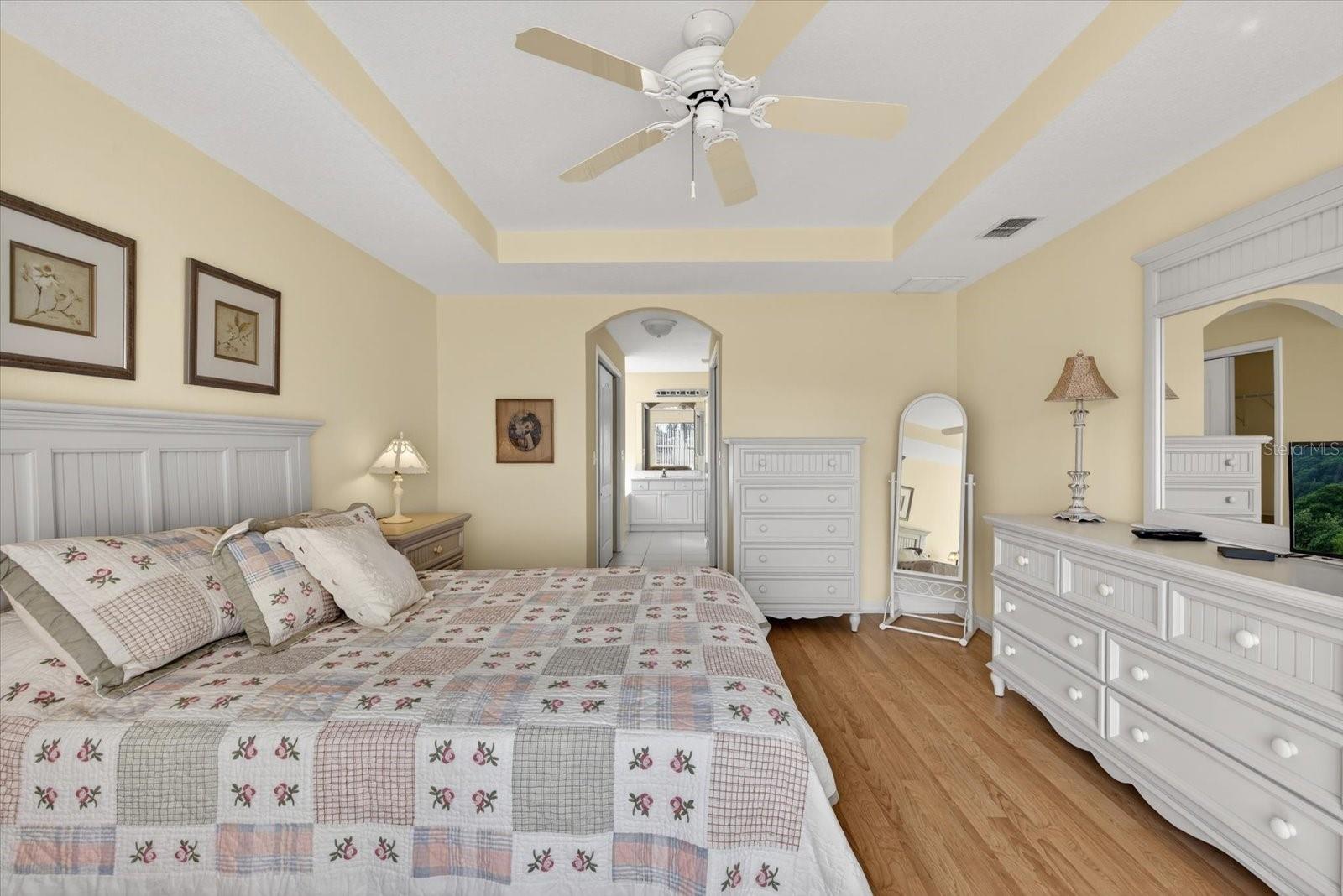 Image 15 of 49 For 10824 Collar Dr