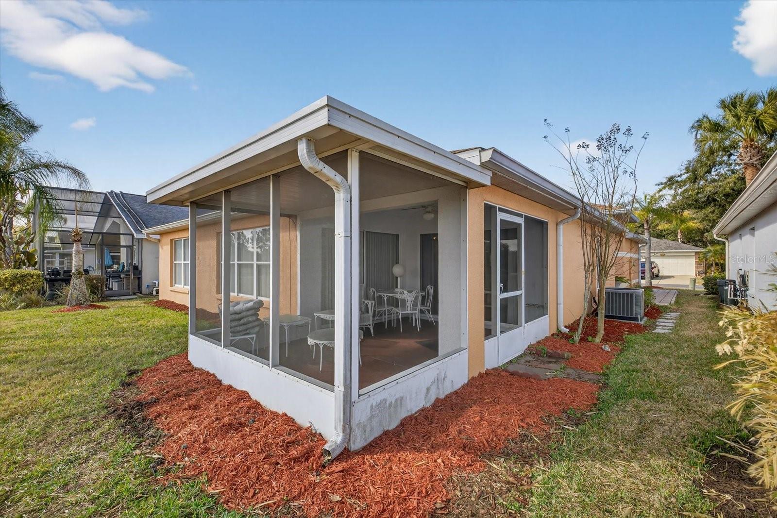 Image 23 of 49 For 10824 Collar Dr