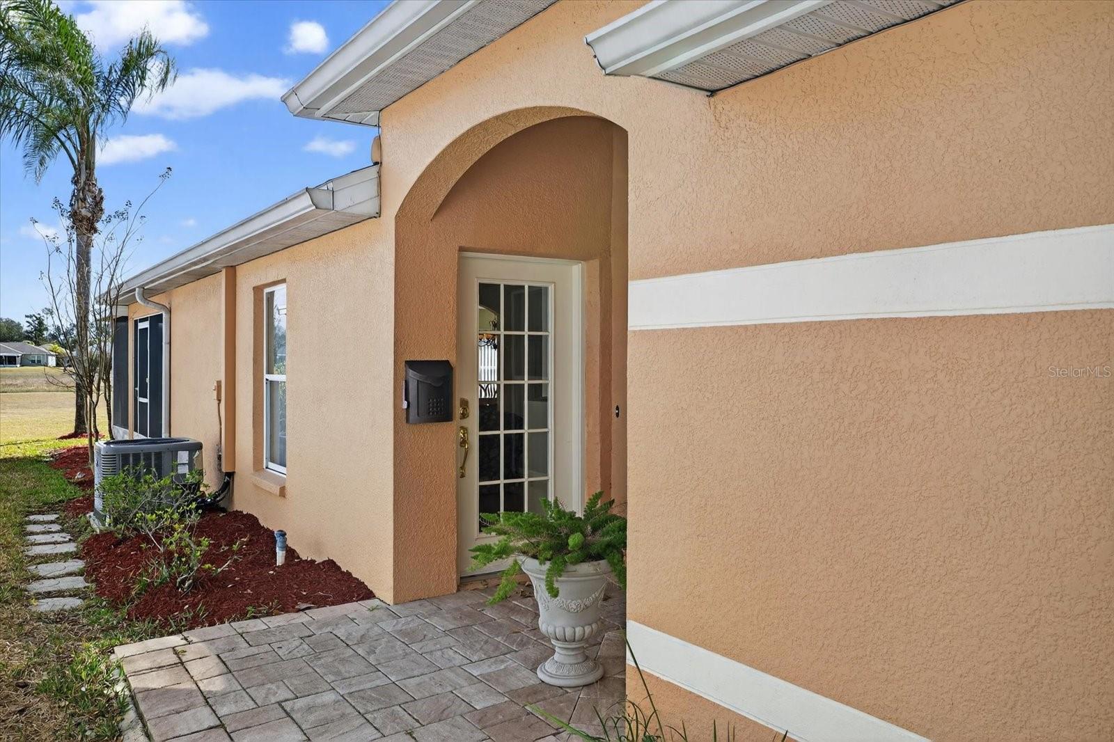 Image 4 of 49 For 10824 Collar Dr