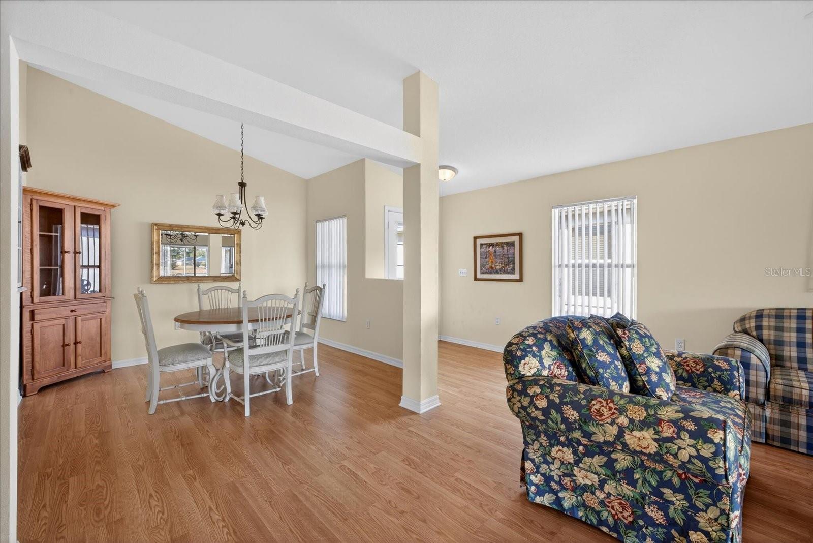 Image 7 of 49 For 10824 Collar Dr