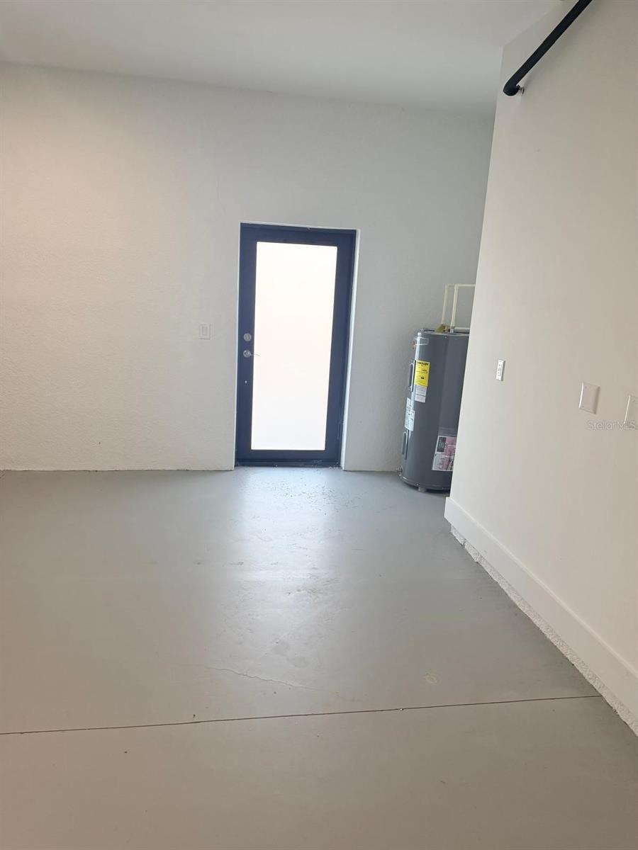 Image 19 of 62 For 313 El Dorado Boulevard N