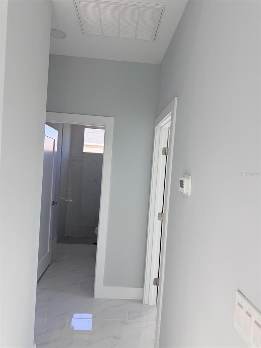 Image 20 of 62 For 313 El Dorado Boulevard N