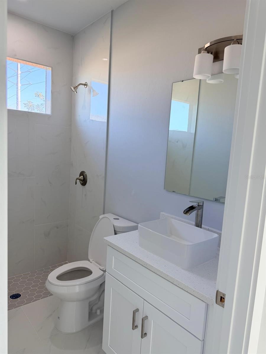 Image 24 of 62 For 313 El Dorado Boulevard N