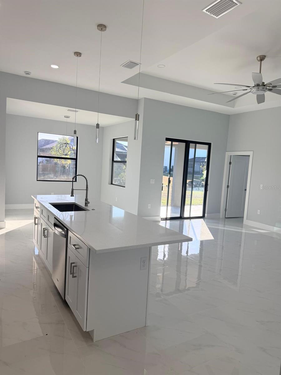 Image 32 of 62 For 313 El Dorado Boulevard N