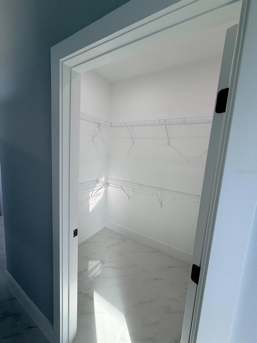 Image 37 of 62 For 313 El Dorado Boulevard N