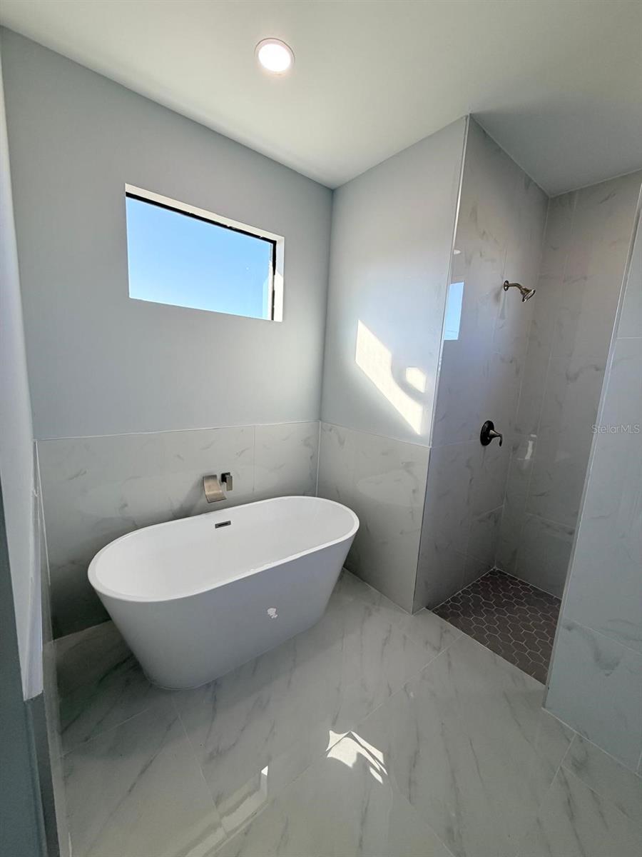 Image 47 of 62 For 313 El Dorado Boulevard N