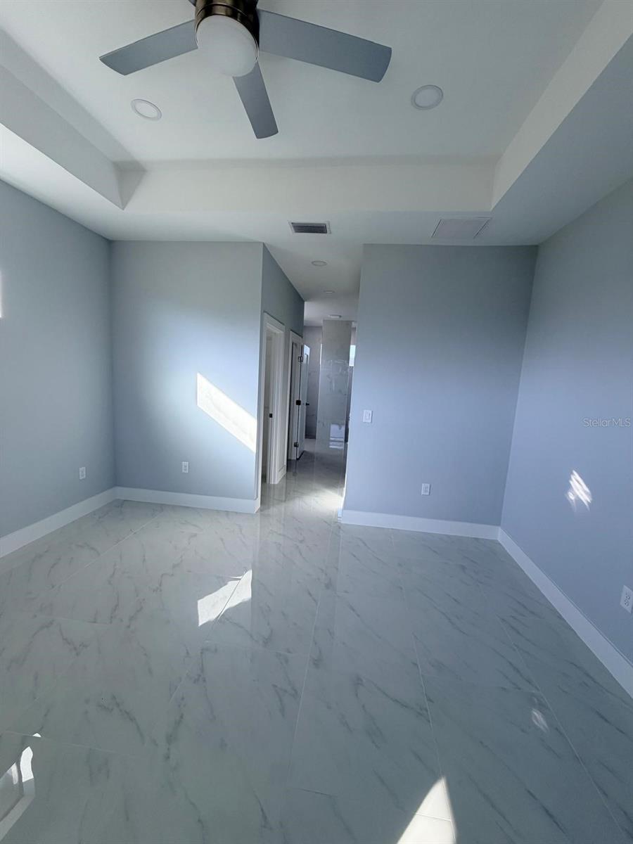 Image 53 of 62 For 313 El Dorado Boulevard N