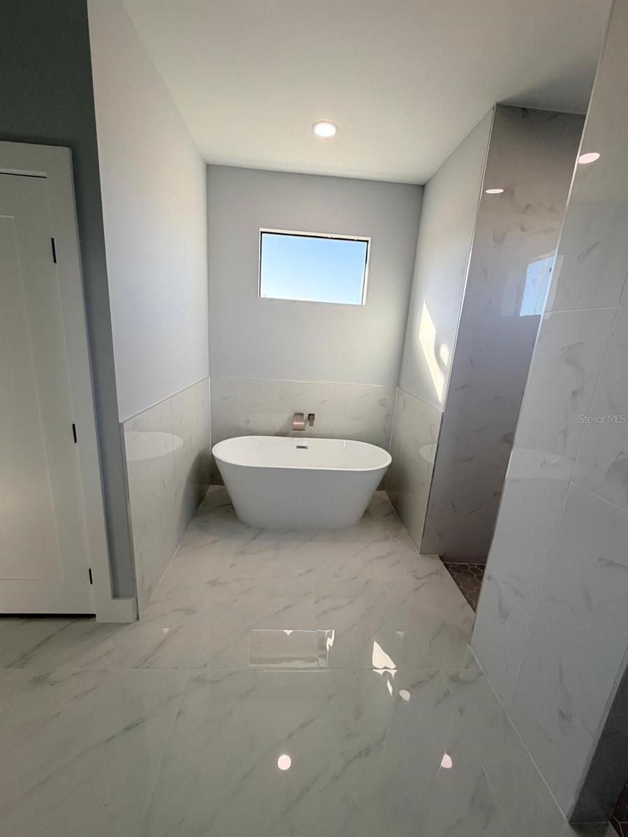 Image 58 of 62 For 313 El Dorado Boulevard N