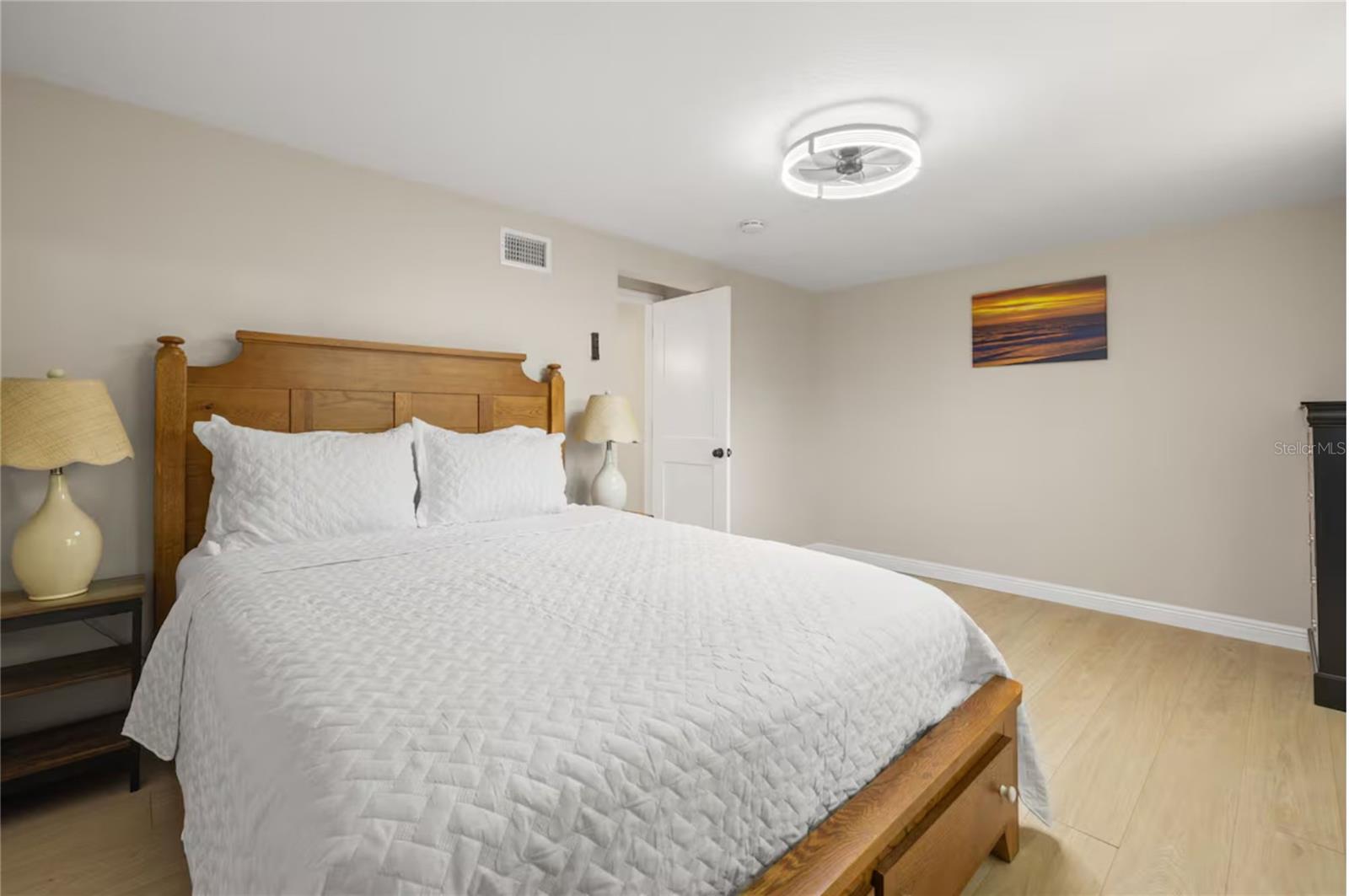 Image 20 of 44 For 201 South Street