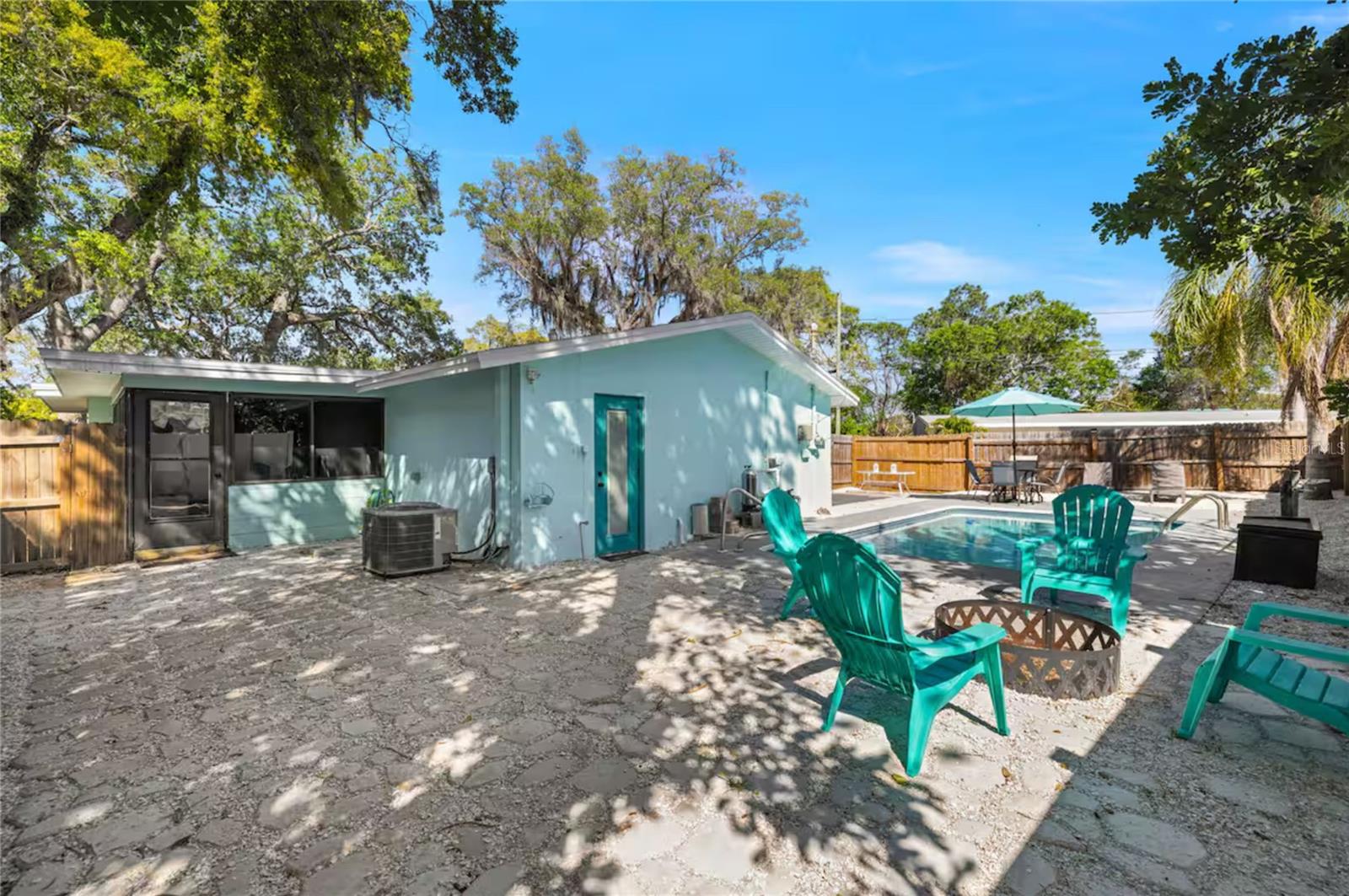 Image 28 of 44 For 201 South Street