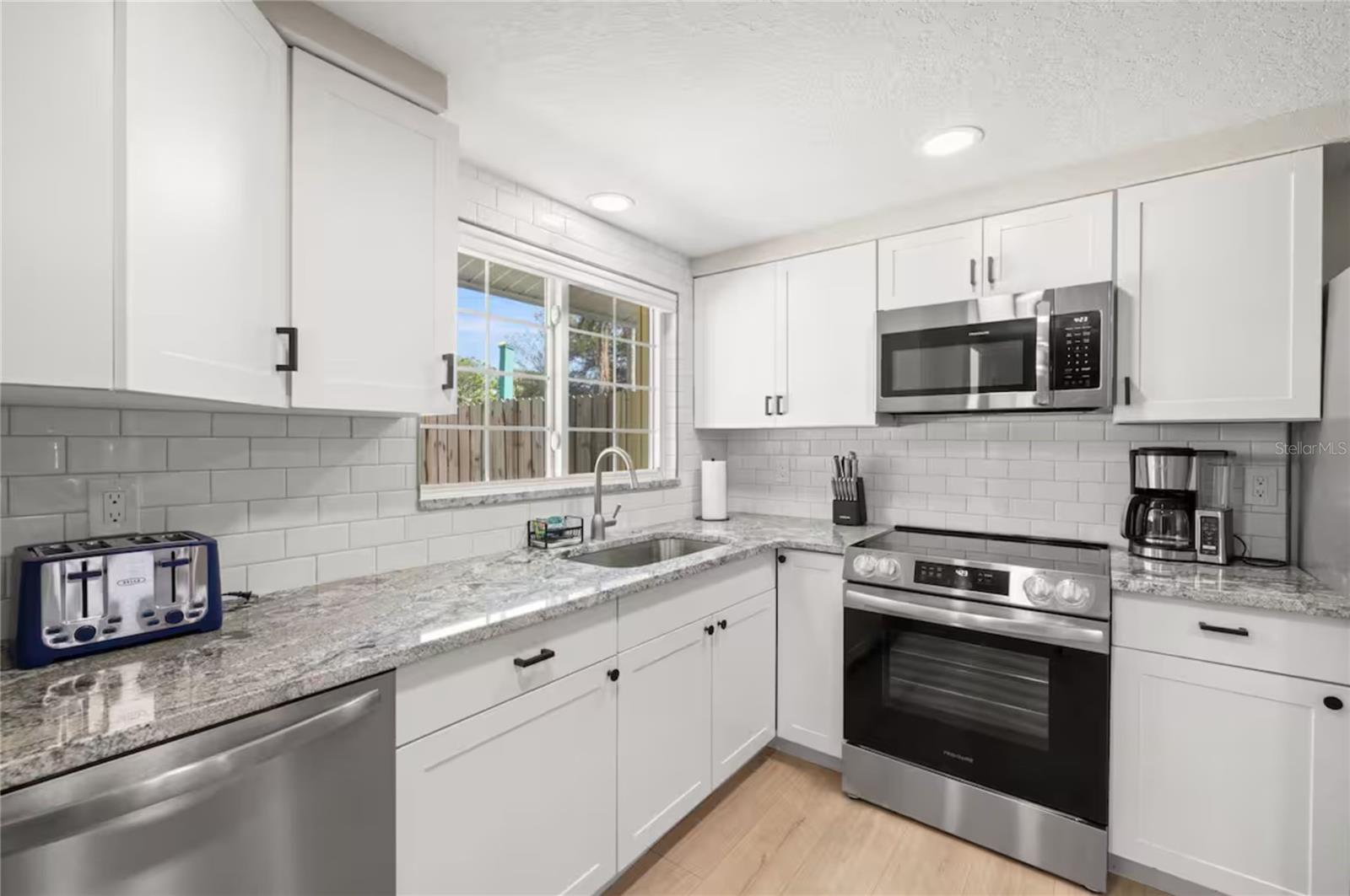 Image 6 of 44 For 201 South Street