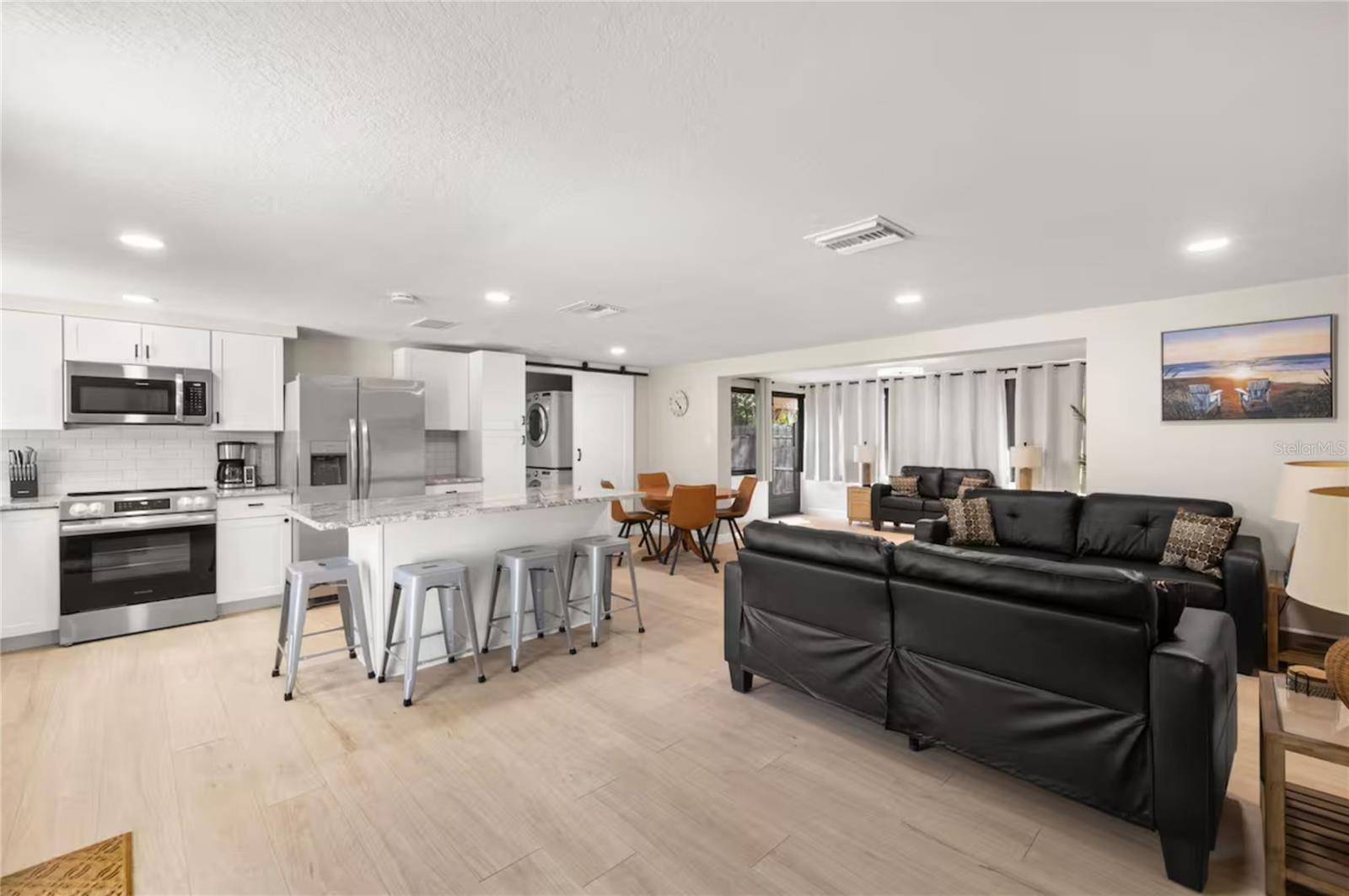 Image 9 of 44 For 201 South Street