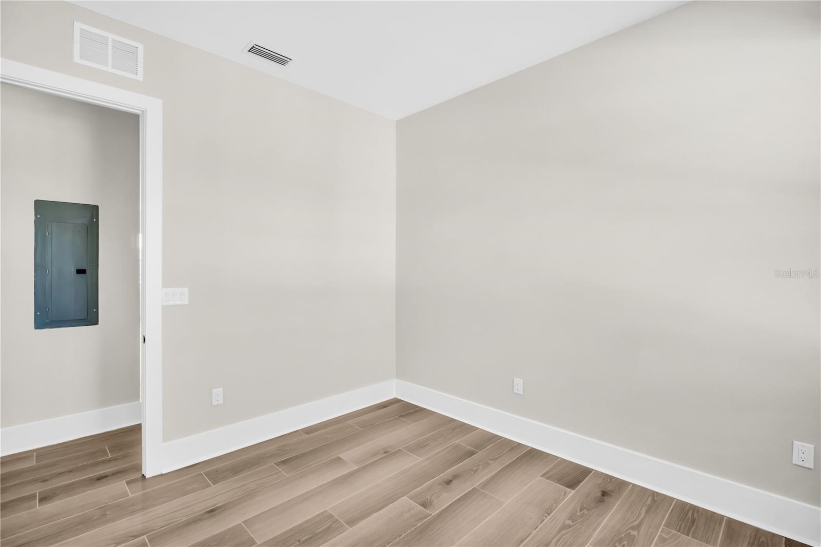 Image 17 of 56 For 187 145th Avenue E 4