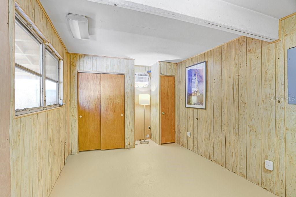 Image 15 of 20 For 4921 Regnas Avenue